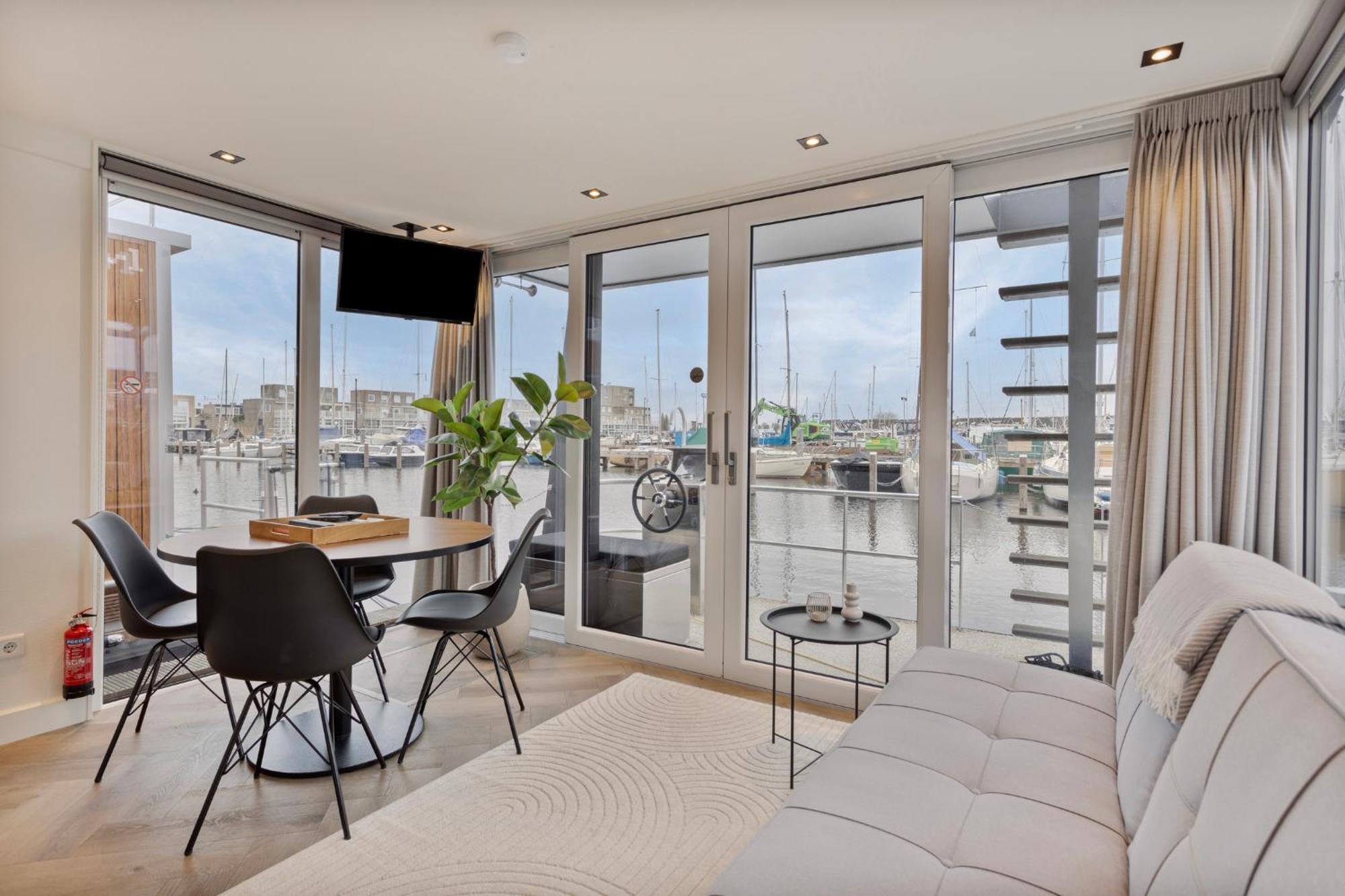 Luxurious Waterloft Near Beach And Centre By Weltevreden Experience Zeewolde Extérieur photo