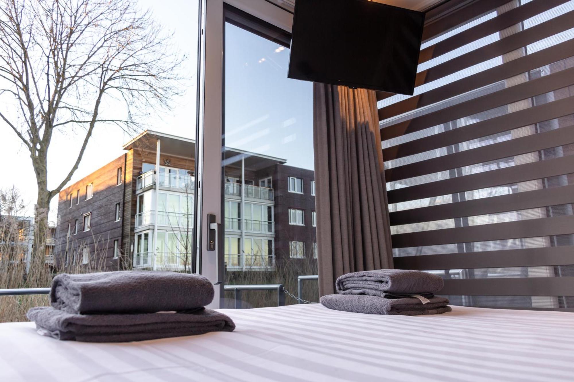 Luxurious Waterloft Near Beach And Centre By Weltevreden Experience Zeewolde Extérieur photo