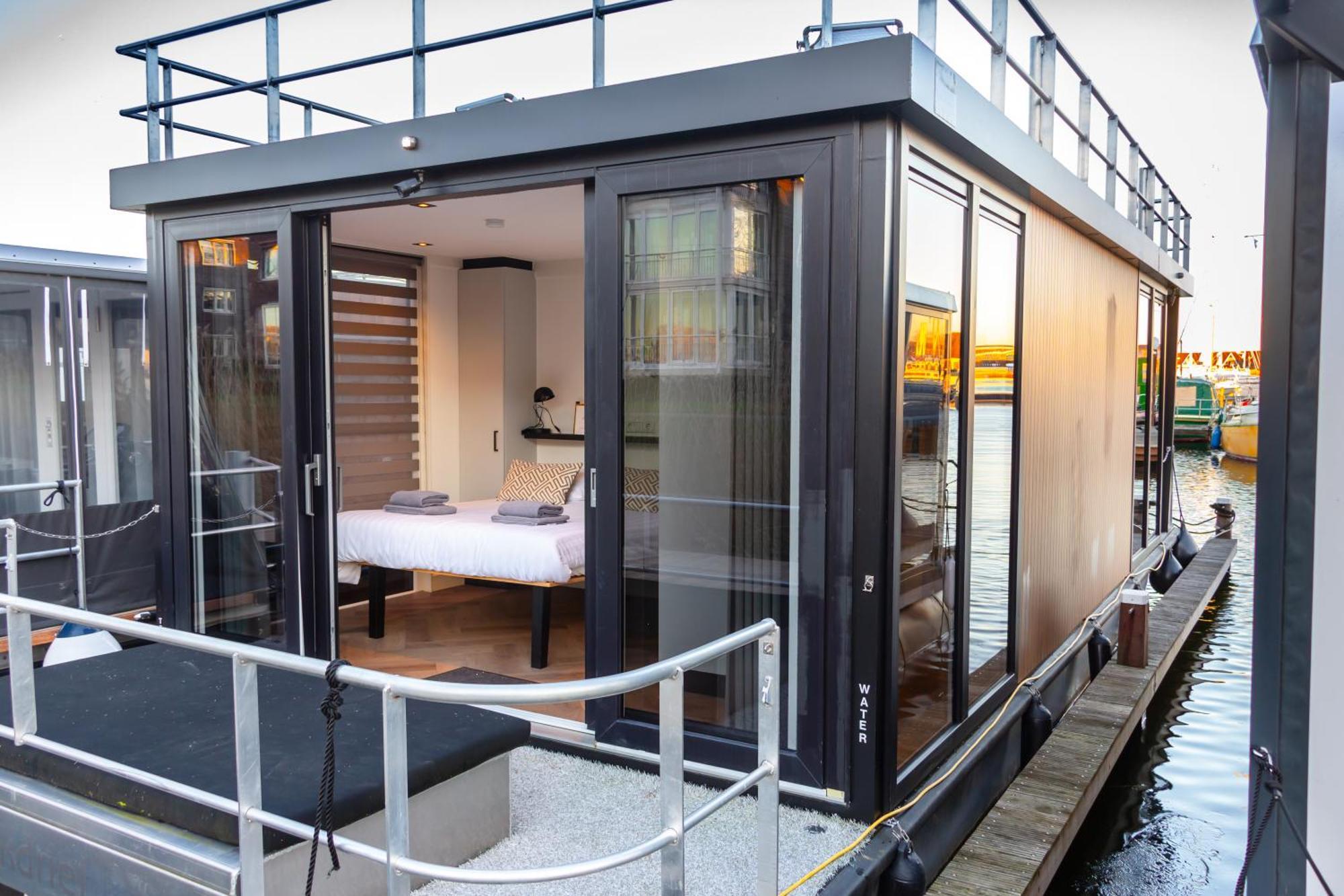 Luxurious Waterloft Near Beach And Centre By Weltevreden Experience Zeewolde Extérieur photo